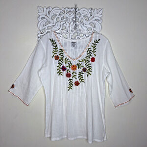 ABRAZO Style Women's Small BLOUSE Embroidered V-neck 3/4 Sleeves Made in Mexico